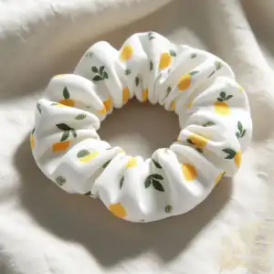 Lemon Pattern Hair Tie