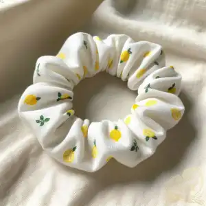 Lemon Pattern Hair Tie
