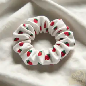 Strawberry Pattern Hair Tie